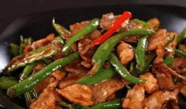 娱乐吃瓜酱辣椒炒肉,带你领略美食与娱乐的双重魅力