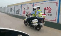 爆料石家庄交警视频最新,严查交通违法行为，守护城市安全畅通
